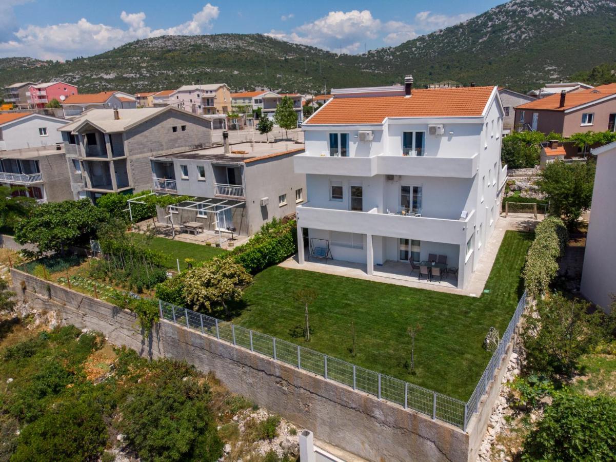 Apartmani Mate Неум Экстерьер фото